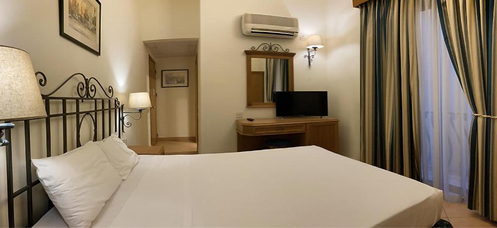 Hotel Kennedy Nova 4*