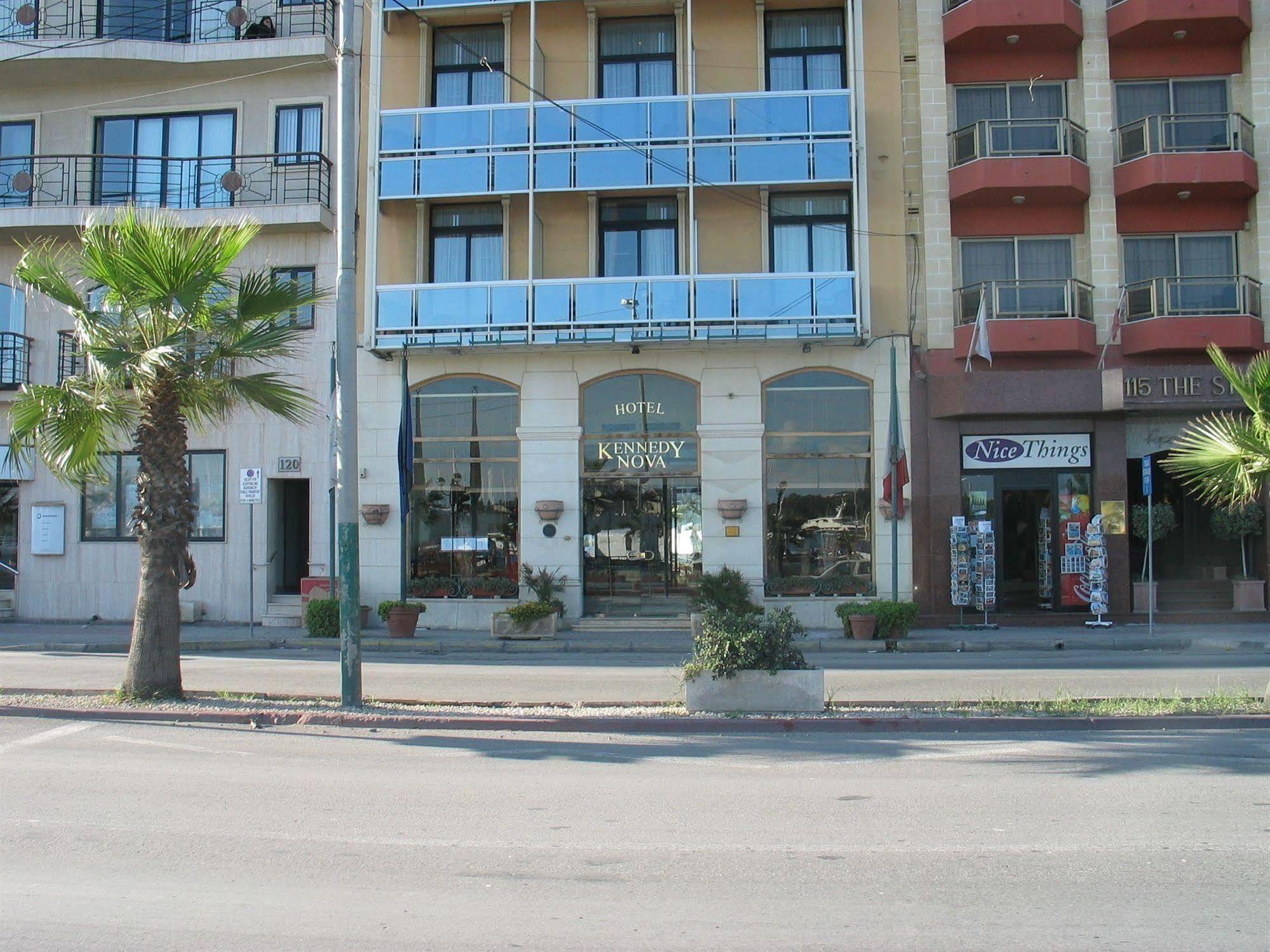 Kennedy Nova Hotel 4*