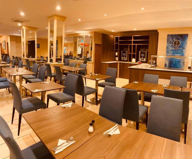 Kennedy Nova Hotel 4*